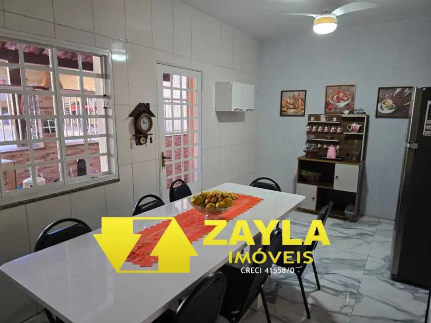 Casa com 5 quartos à venda, 200m2 em Rio De Janeiro - RJ - imagem 8 Foto 8 de Casa com 5 quartos à venda, 200m2 em Rio De Janeiro - RJ