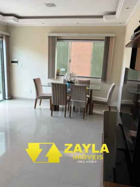 Foto 4 de Casa com 2 quartos à venda, 280m2 em Rio De Janeiro - RJ