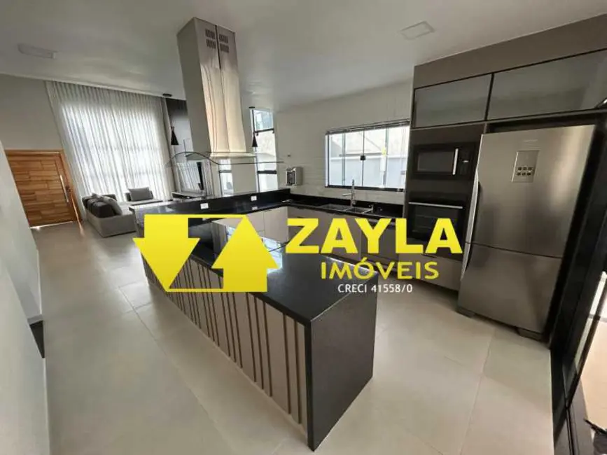 Foto 7 de Casa de Condomínio com 3 quartos à venda, 196m2 em Marica - RJ