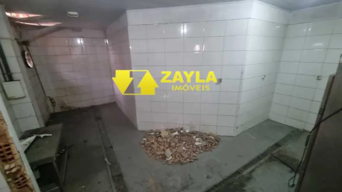 Loja para alugar, 150m2 em Rio De Janeiro - RJ - imagem 4 Foto 4 de Loja para alugar, 150m2 em Rio De Janeiro - RJ