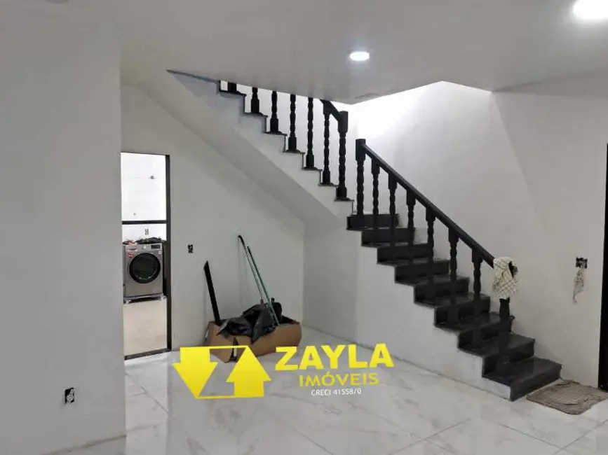 Casa de Condomínio com 3 quartos à venda, 184m2 em Rio De Janeiro - RJ - imagem 2 Foto 2 de Casa de Condomínio com 3 quartos à venda, 184m2 em Rio De Janeiro - RJ