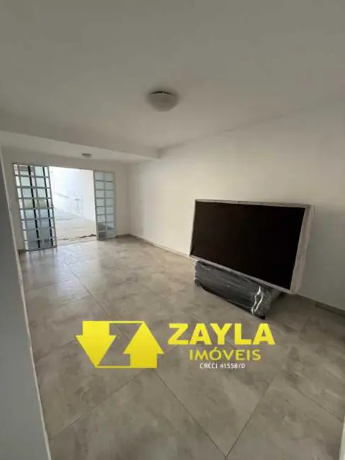 Foto 2 de Casa com 2 quartos à venda, 124m2 em Rio De Janeiro - RJ