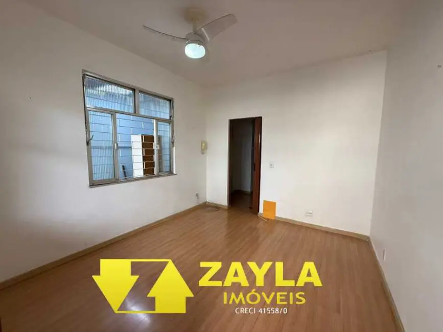 Foto 3 de Casa de Vila com 2 quartos à venda, 99m2 em Rio De Janeiro - RJ