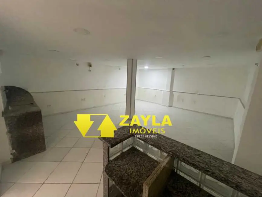 Prédio Inteiro com 5 quartos para alugar em Rio De Janeiro - RJ - imagem 8 Foto 8 de Prédio Inteiro com 5 quartos para alugar em Rio De Janeiro - RJ