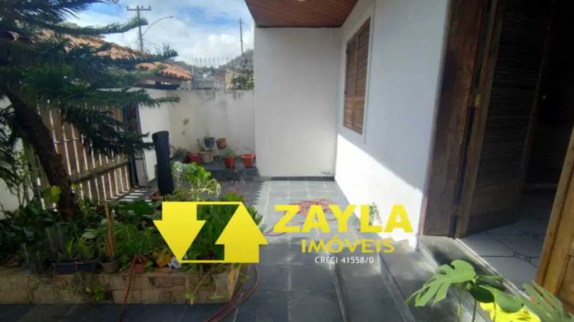 Foto 1 de Casa com 4 quartos à venda, 207m2 em Rio De Janeiro - RJ