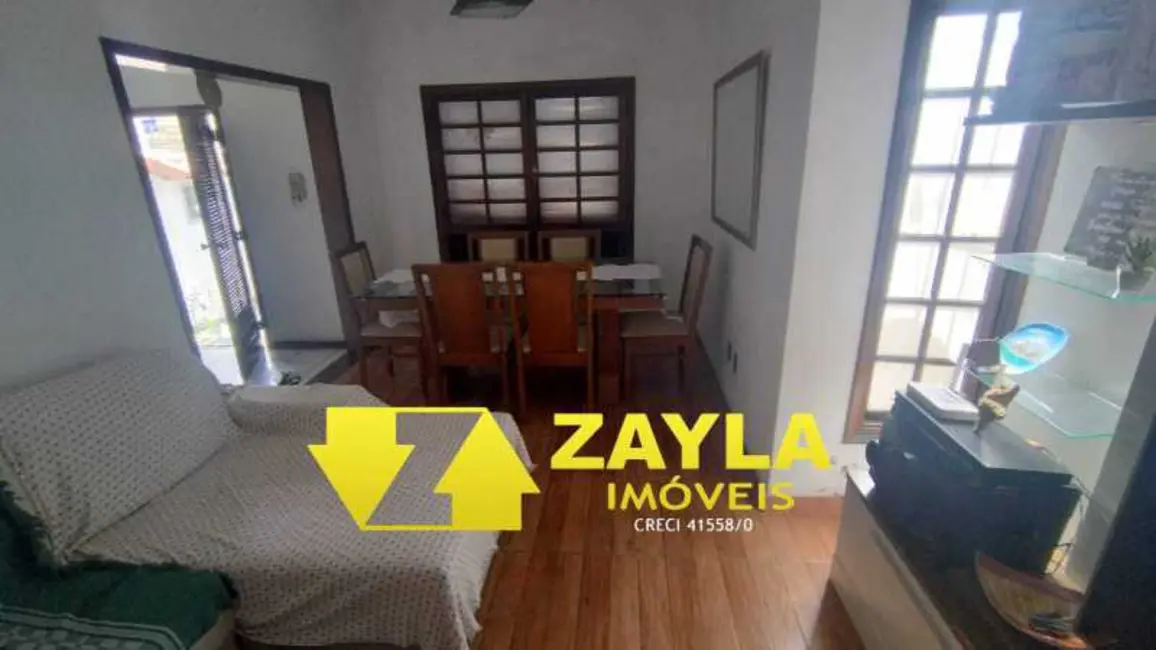 Foto 2 de Casa com 4 quartos à venda, 207m2 em Rio De Janeiro - RJ