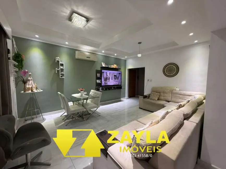 Foto 2 de Casa com 3 quartos à venda, 120m2 em Rio De Janeiro - RJ