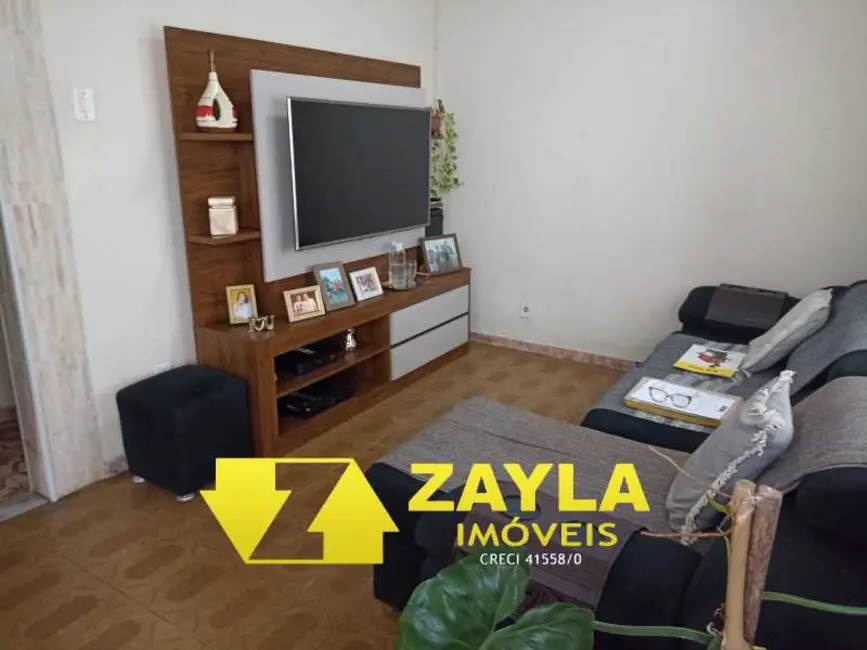 Casa com 3 quartos à venda, 39m2 em Rio De Janeiro - RJ - imagem 2 Foto 2 de Casa com 3 quartos à venda, 39m2 em Rio De Janeiro - RJ
