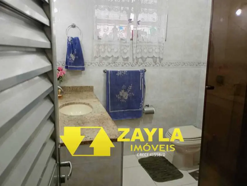 Casa com 2 quartos à venda, 140m2 em Rio De Janeiro - RJ - imagem 4 Foto 4 de Casa com 2 quartos à venda, 140m2 em Rio De Janeiro - RJ