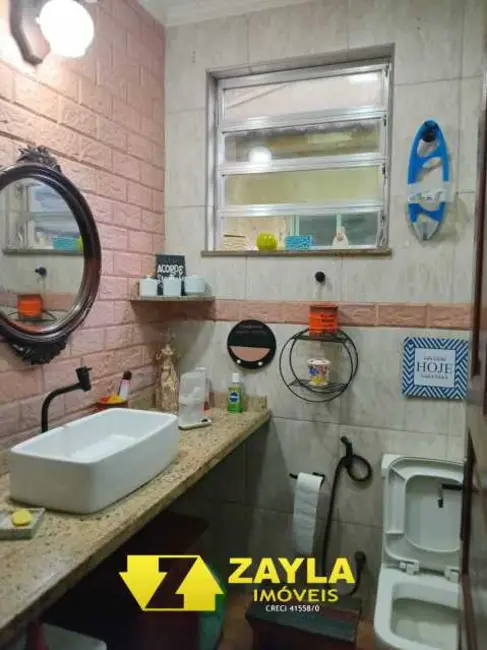 Casa com 4 quartos à venda, 242m2 em Rio De Janeiro - RJ - imagem 5 Foto 5 de Casa com 4 quartos à venda, 242m2 em Rio De Janeiro - RJ