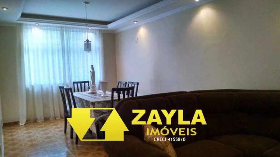 Casa com 5 quartos à venda, 352m2 em Rio De Janeiro - RJ - imagem 3 Foto 3 de Casa com 5 quartos à venda, 352m2 em Rio De Janeiro - RJ