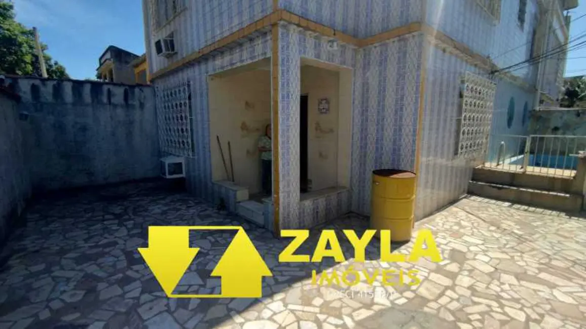 Foto 1 de Casa com 2 quartos à venda, 100m2 em Rio De Janeiro - RJ