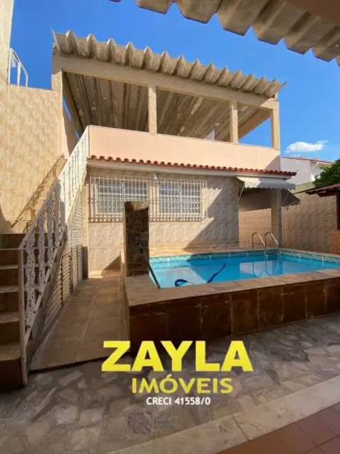 Casa com 5 quartos à venda, 411m2 em Rio De Janeiro - RJ - imagem 6 Foto 6 de Casa com 5 quartos à venda, 411m2 em Rio De Janeiro - RJ