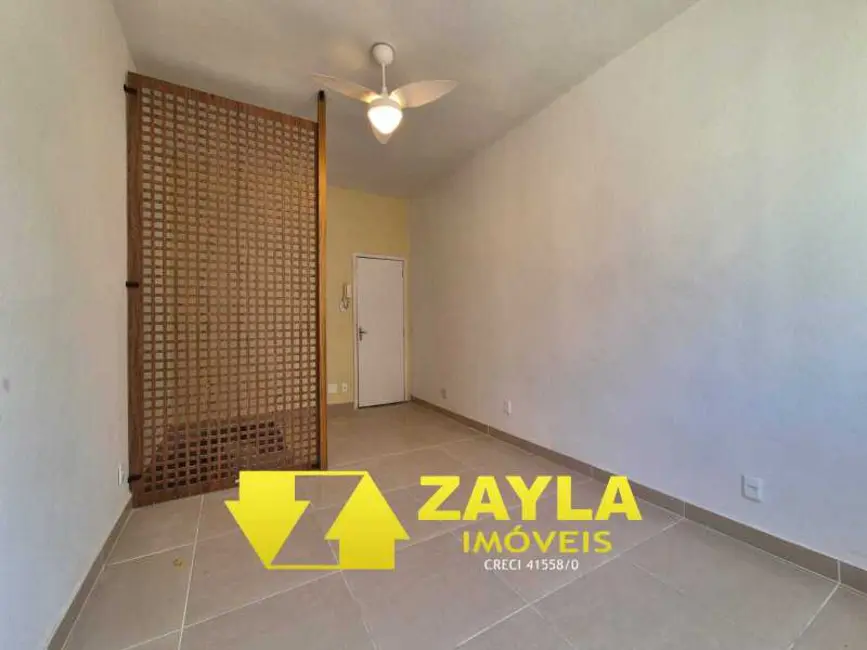 Foto 1 de Kitnet com 1 quarto à venda, 27m2 em Rio De Janeiro - RJ