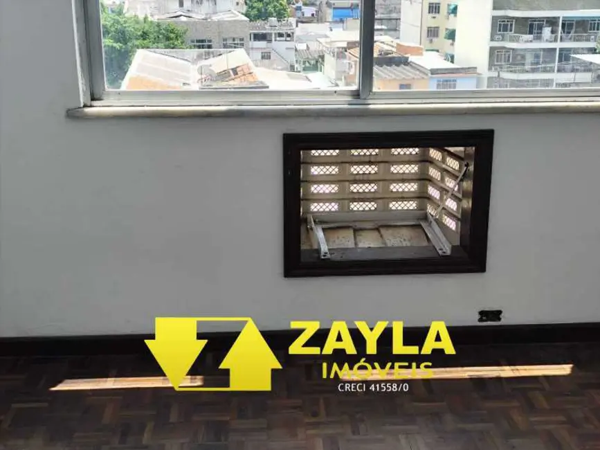 Foto 8 de Apartamento com 2 quartos à venda, 70m2 em Rio De Janeiro - RJ