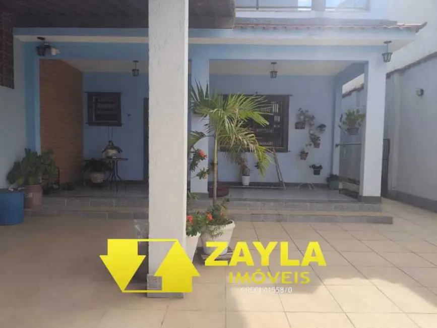 Casa com 3 quartos à venda, 200m2 em Rio De Janeiro - RJ - imagem 1 Foto 1 de Casa com 3 quartos à venda, 200m2 em Rio De Janeiro - RJ