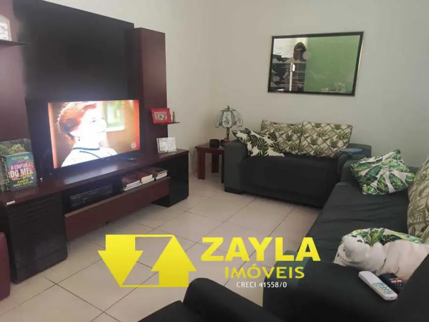 Casa com 3 quartos à venda, 200m2 em Rio De Janeiro - RJ - imagem 2 Foto 2 de Casa com 3 quartos à venda, 200m2 em Rio De Janeiro - RJ