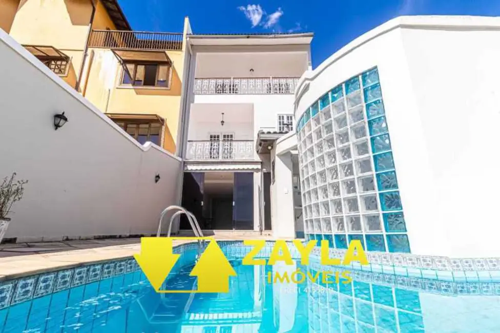 Foto 1 de Casa de Condomínio com 3 quartos à venda, 241m2 em Rio De Janeiro - RJ