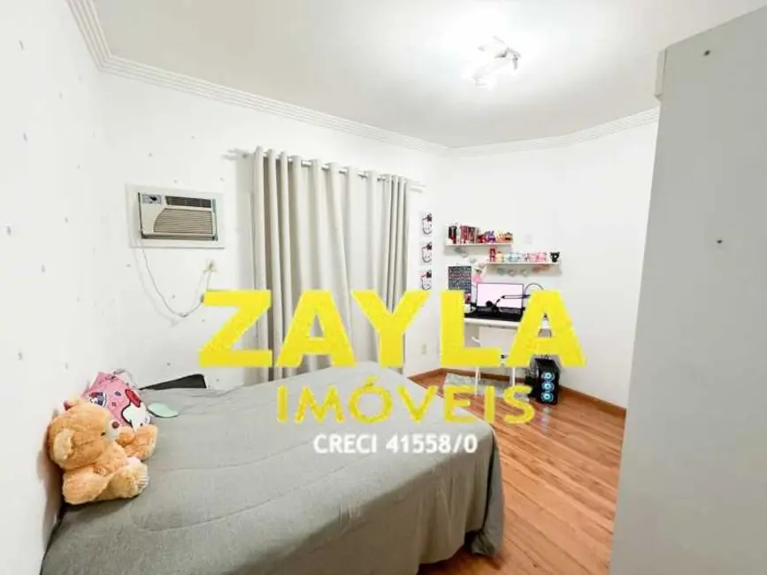 Casa com 3 quartos à venda, 450m2 em Sao Joao De Meriti - RJ - imagem 6 Foto 6 de Casa com 3 quartos à venda, 450m2 em Sao Joao De Meriti - RJ