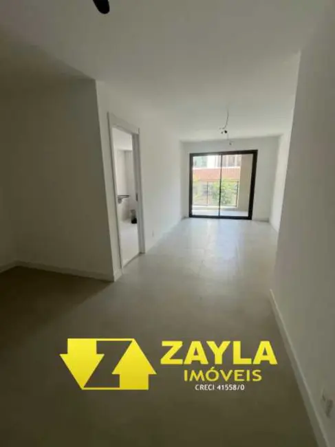 Apartamento com 2 quartos à venda, 74m2 em Rio De Janeiro - RJ - imagem 2 Foto 2 de Apartamento com 2 quartos à venda, 74m2 em Rio De Janeiro - RJ
