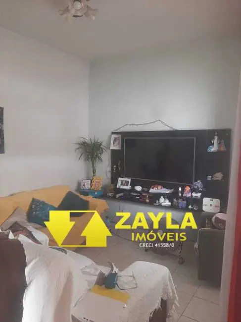 Foto 2 de Casa com 8 quartos à venda, 280m2 em Rio De Janeiro - RJ