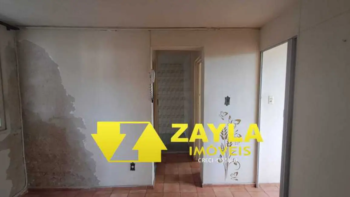 Foto 5 de Apartamento com 2 quartos à venda, 45m2 em Sao Goncalo - RJ