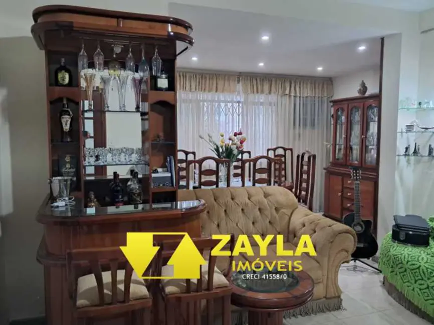 Foto 1 de Casa com 3 quartos à venda, 150m2 em Rio De Janeiro - RJ