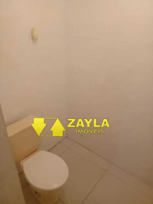 Casa com 3 quartos para alugar em Rio De Janeiro - RJ - imagem 9 Foto 9 de Casa com 3 quartos para alugar em Rio De Janeiro - RJ