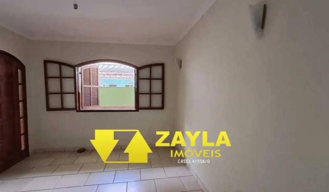 Casa de Condomínio com 4 quartos à venda, 112m2 em Rio De Janeiro - RJ - imagem 2 Foto 2 de Casa de Condomínio com 4 quartos à venda, 112m2 em Rio De Janeiro - RJ