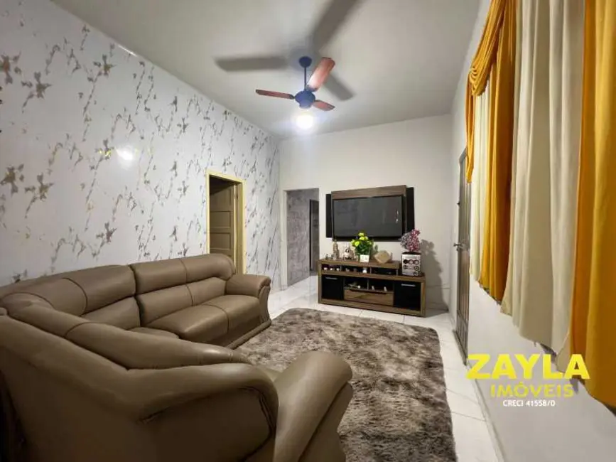 Foto 2 de Casa com 2 quartos à venda, 85m2 em Rio De Janeiro - RJ