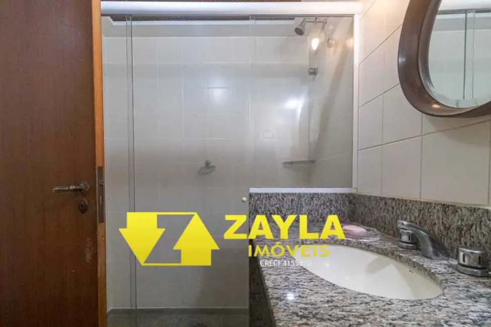 Cobertura com 5 quartos à venda, 256m2 em Rio De Janeiro - RJ - imagem 6 Foto 6 de Cobertura com 5 quartos à venda, 256m2 em Rio De Janeiro - RJ