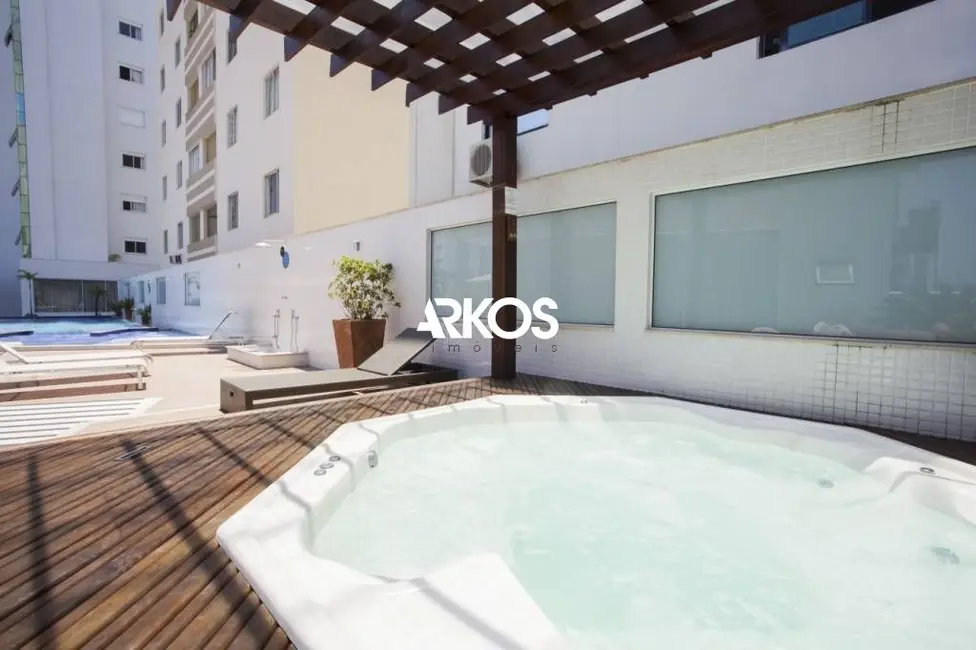 Apartamento com 3 quartos à venda, 129m2 em Centro, Balneario Camboriu - SC - imagem 5 Foto 5 de Apartamento com 3 quartos à venda, 129m2 em Centro, Balneario Camboriu - SC