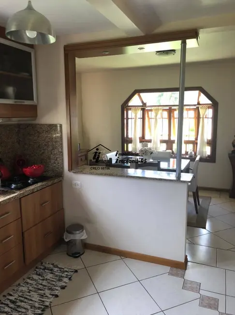 Casa com 3 quartos à venda, 250m2 em Teutonia - RS - imagem 9 Foto 9 de Casa com 3 quartos à venda, 250m2 em Teutonia - RS