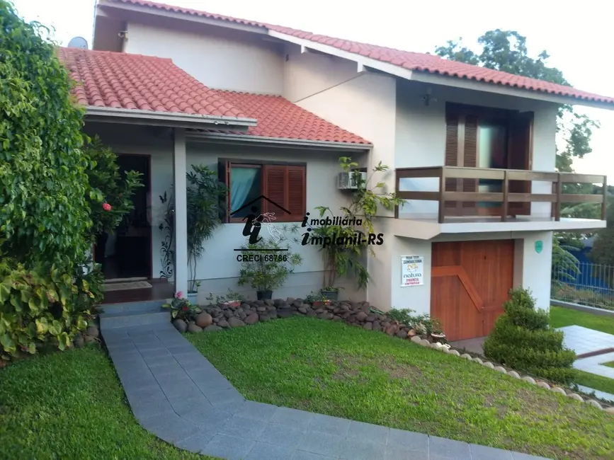 Foto 2 de Casa com 3 quartos à venda, 162m2 em Teutonia - RS