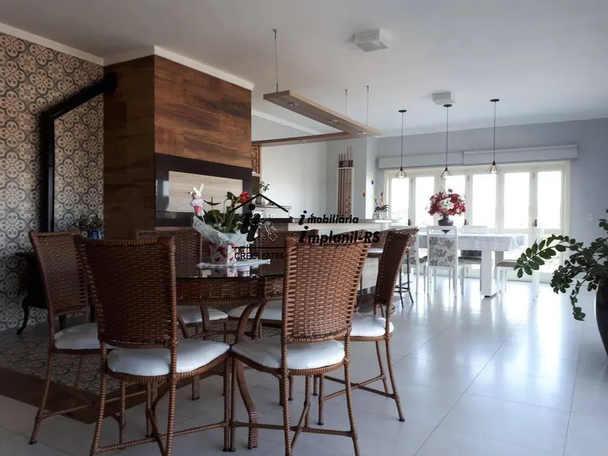 Foto 6 de Apartamento com 3 quartos à venda, 412m2 em Languiru, Teutonia - RS