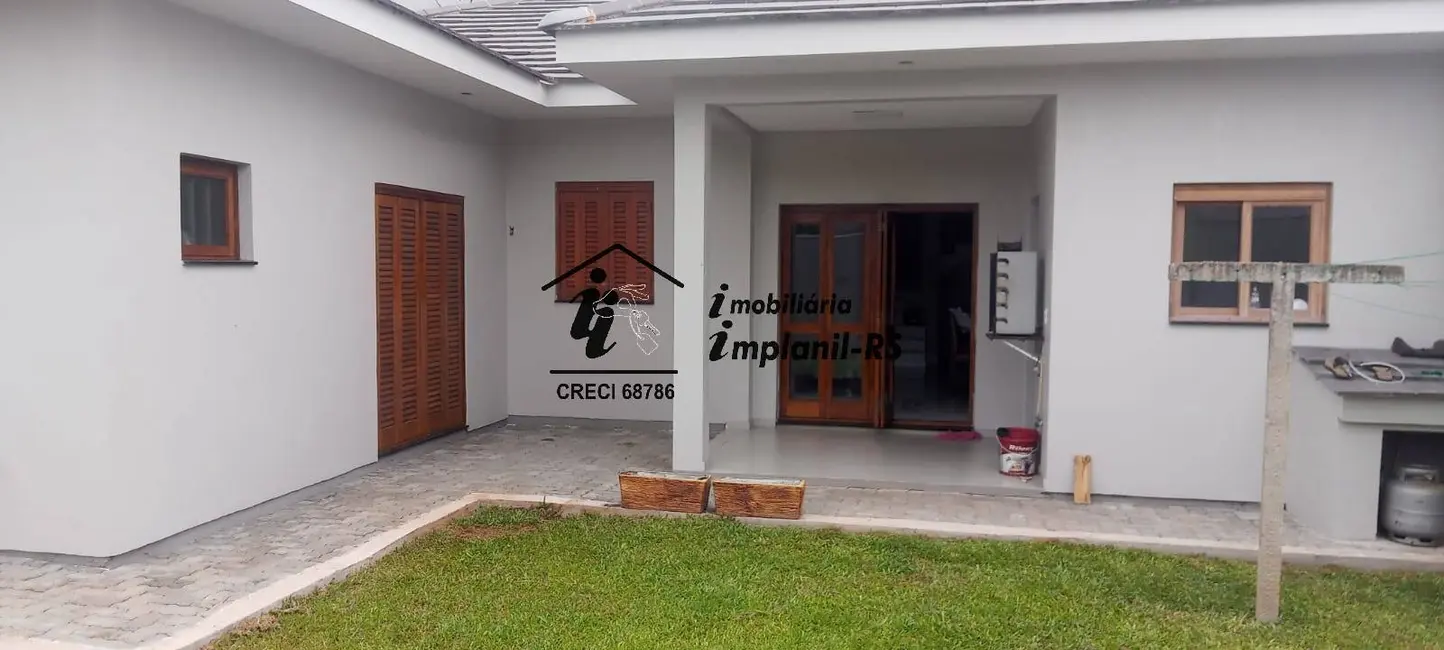 Foto 2 de Casa com 3 quartos à venda, 211m2 em Teutonia - RS