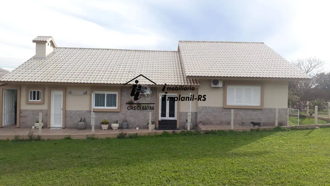 Foto 2 de Casa com 3 quartos à venda, 196m2 em Teutonia - RS