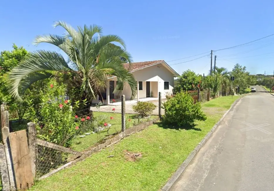 Casa com 2 quartos à venda, 124m2 em Campo Alegre - SC - imagem 2 Foto 2 de Casa com 2 quartos à venda, 124m2 em Campo Alegre - SC