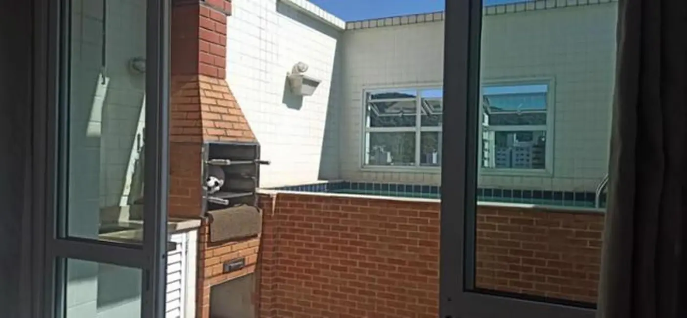 Foto 4 de Cobertura com 3 quartos à venda, 208m2 em Marapé, Santos - SP