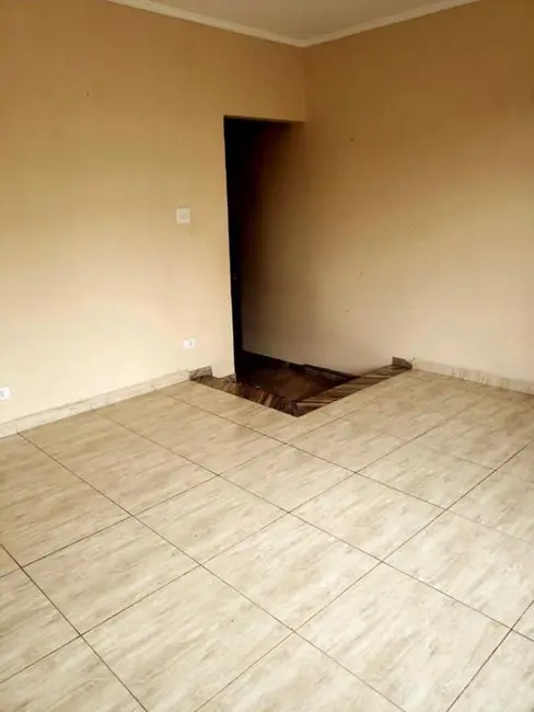 Casa com 3 quartos para alugar, 250m2 em Boqueirão, Santos - SP - imagem 6 Foto 6 de Casa com 3 quartos para alugar, 250m2 em Boqueirão, Santos - SP