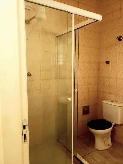 Casa com 3 quartos para alugar, 250m2 em Boqueirão, Santos - SP - imagem 9 Foto 9 de Casa com 3 quartos para alugar, 250m2 em Boqueirão, Santos - SP