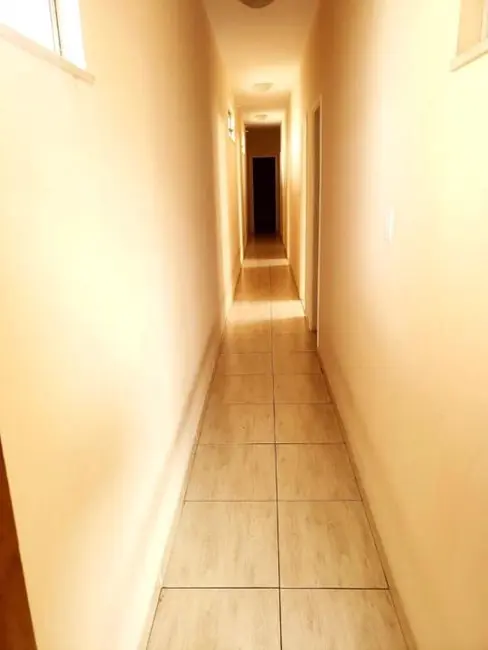 Casa com 3 quartos para alugar, 250m2 em Boqueirão, Santos - SP - imagem 8 Foto 8 de Casa com 3 quartos para alugar, 250m2 em Boqueirão, Santos - SP