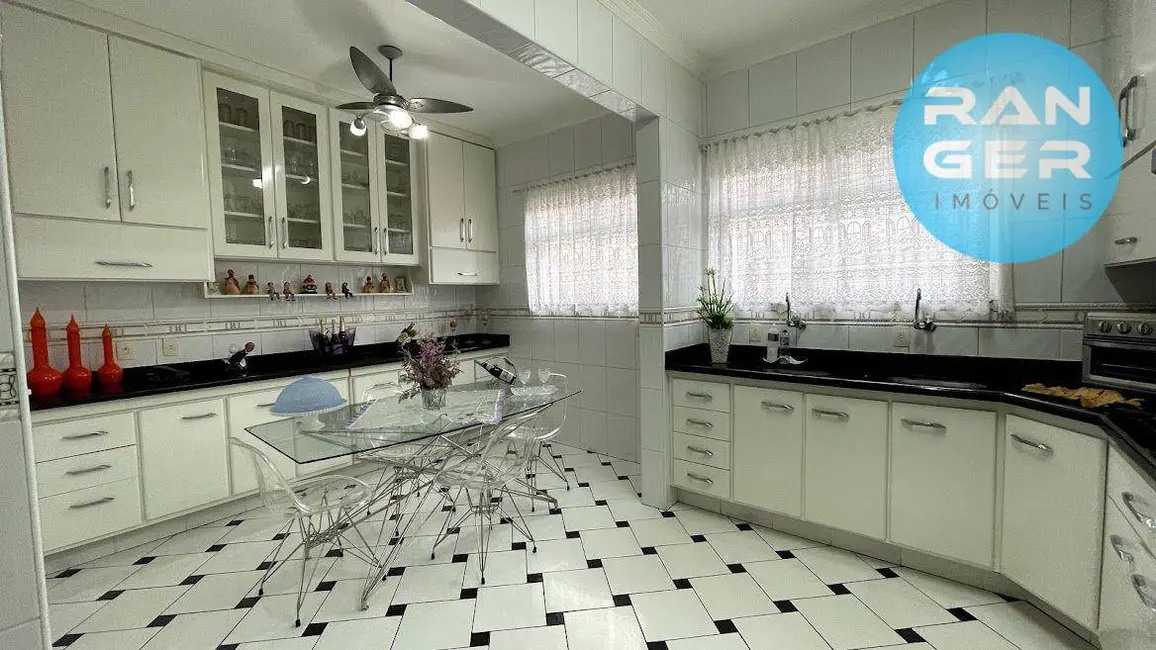 Foto 7 de Casa com 3 quartos à venda, 500m2 em Marapé, Santos - SP