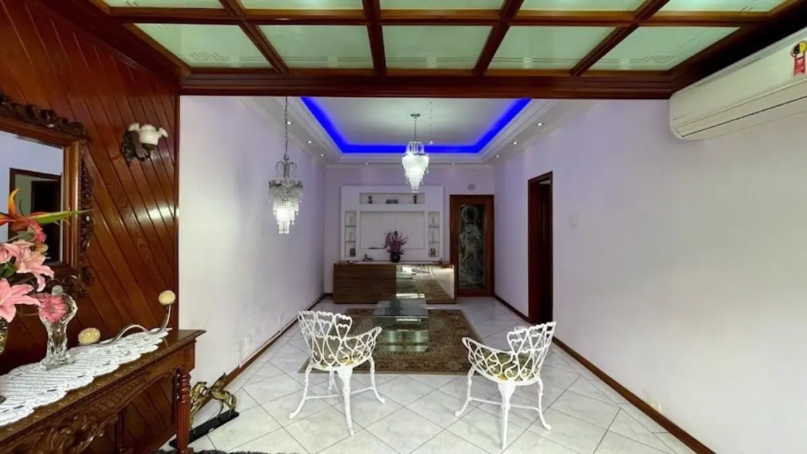 Foto 1 de Casa com 3 quartos à venda, 500m2 em Marapé, Santos - SP