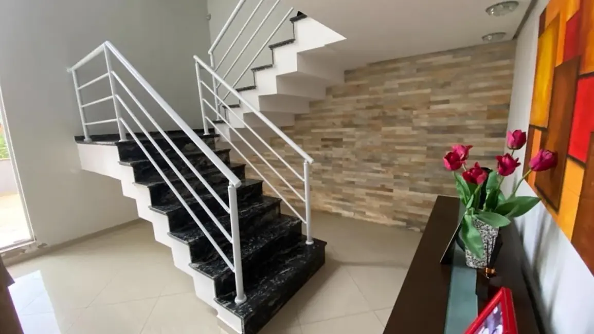 Foto 4 de Casa com 4 quartos à venda, 1300m2 em Santos - SP