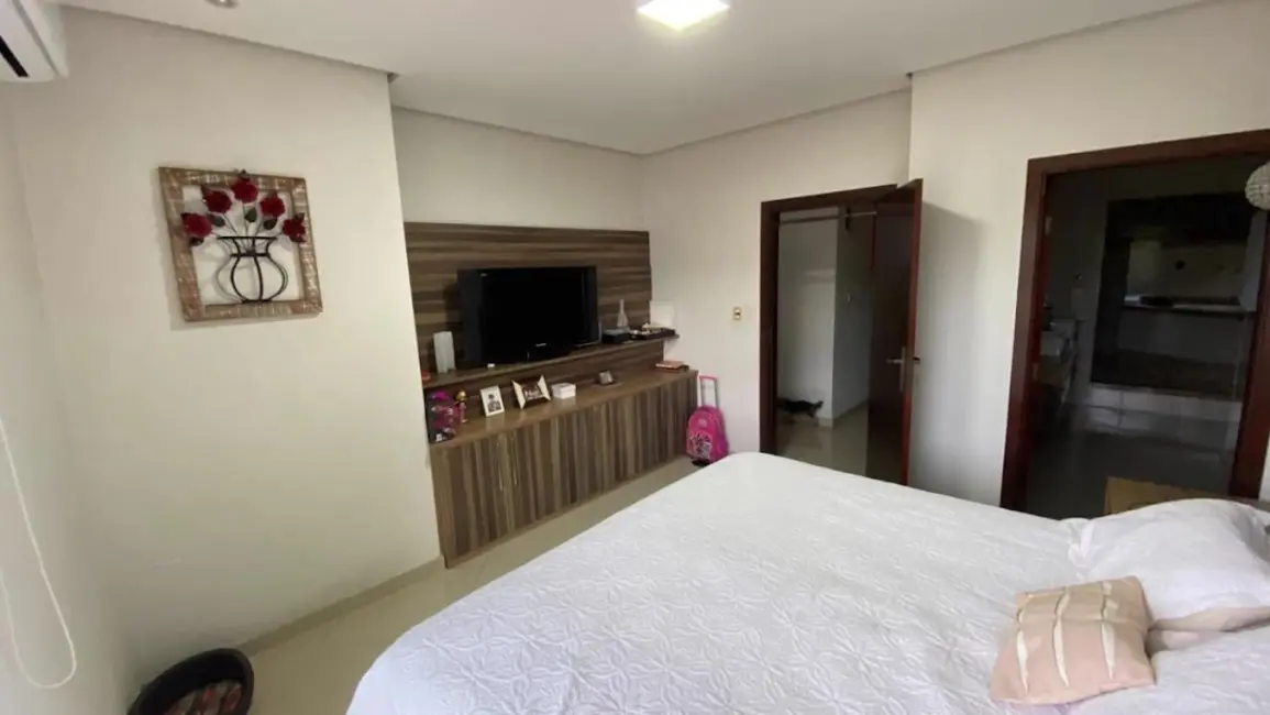 Foto 7 de Casa com 4 quartos à venda, 1300m2 em Santos - SP