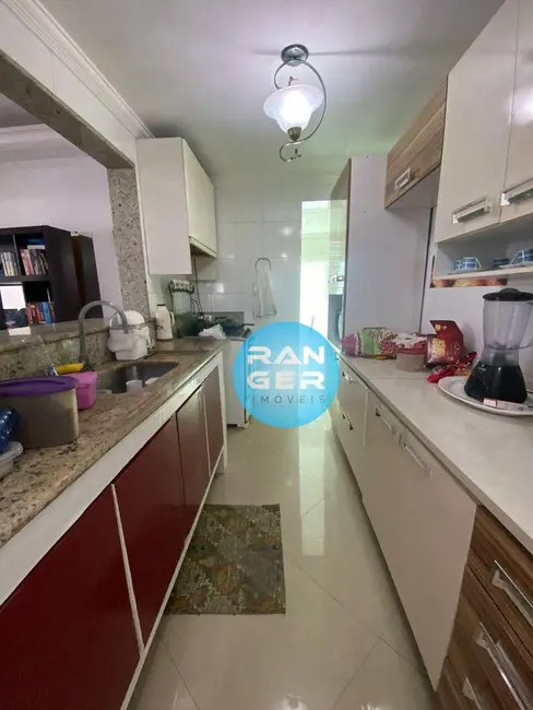 Sobrado com 2 quartos à venda, 180m2 em Boqueirão, Santos - SP - imagem 9 Foto 9 de Sobrado com 2 quartos à venda, 180m2 em Boqueirão, Santos - SP