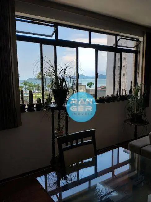 Apartamento com 3 quartos à venda, 158m2 em Ponta da Praia, Santos - SP - imagem 4 Foto 4 de Apartamento com 3 quartos à venda, 158m2 em Ponta da Praia, Santos - SP