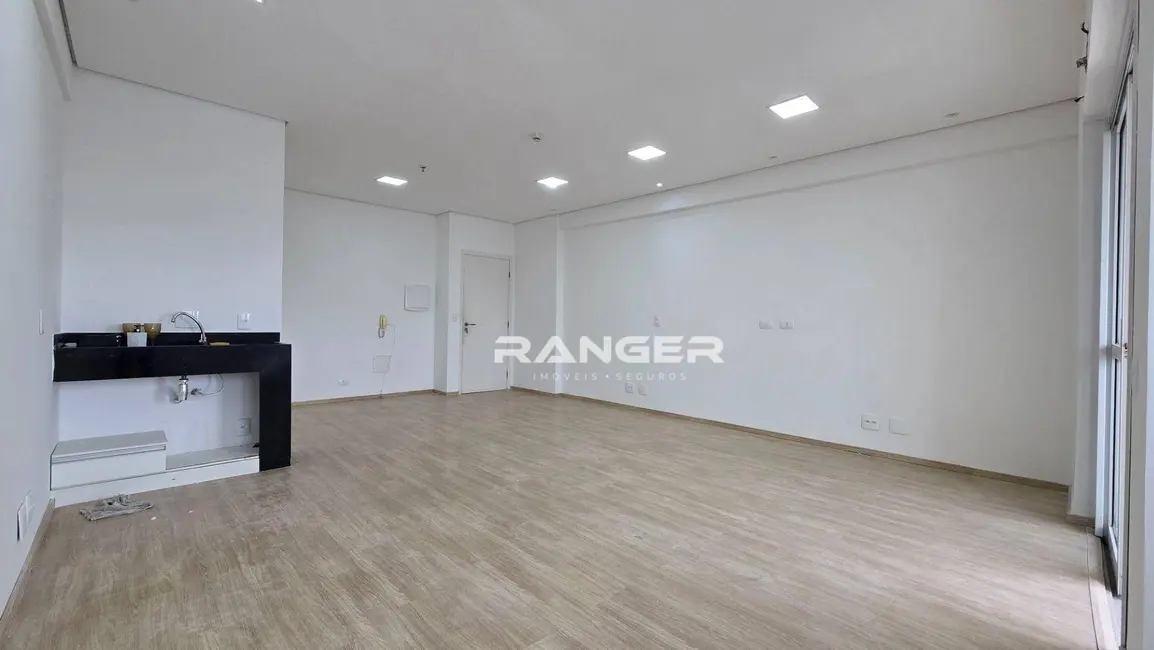 Foto 3 de Sala Comercial para alugar, 42m2 em Santos - SP