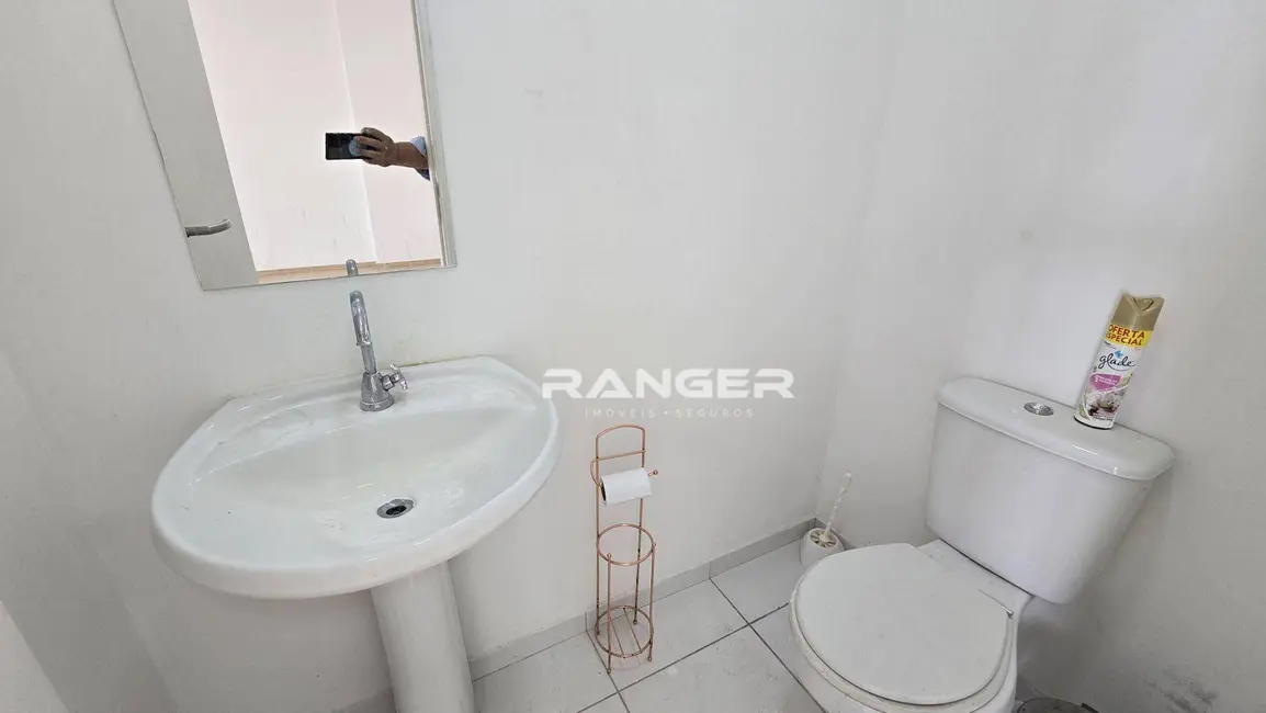 Foto 4 de Sala Comercial para alugar, 42m2 em Santos - SP